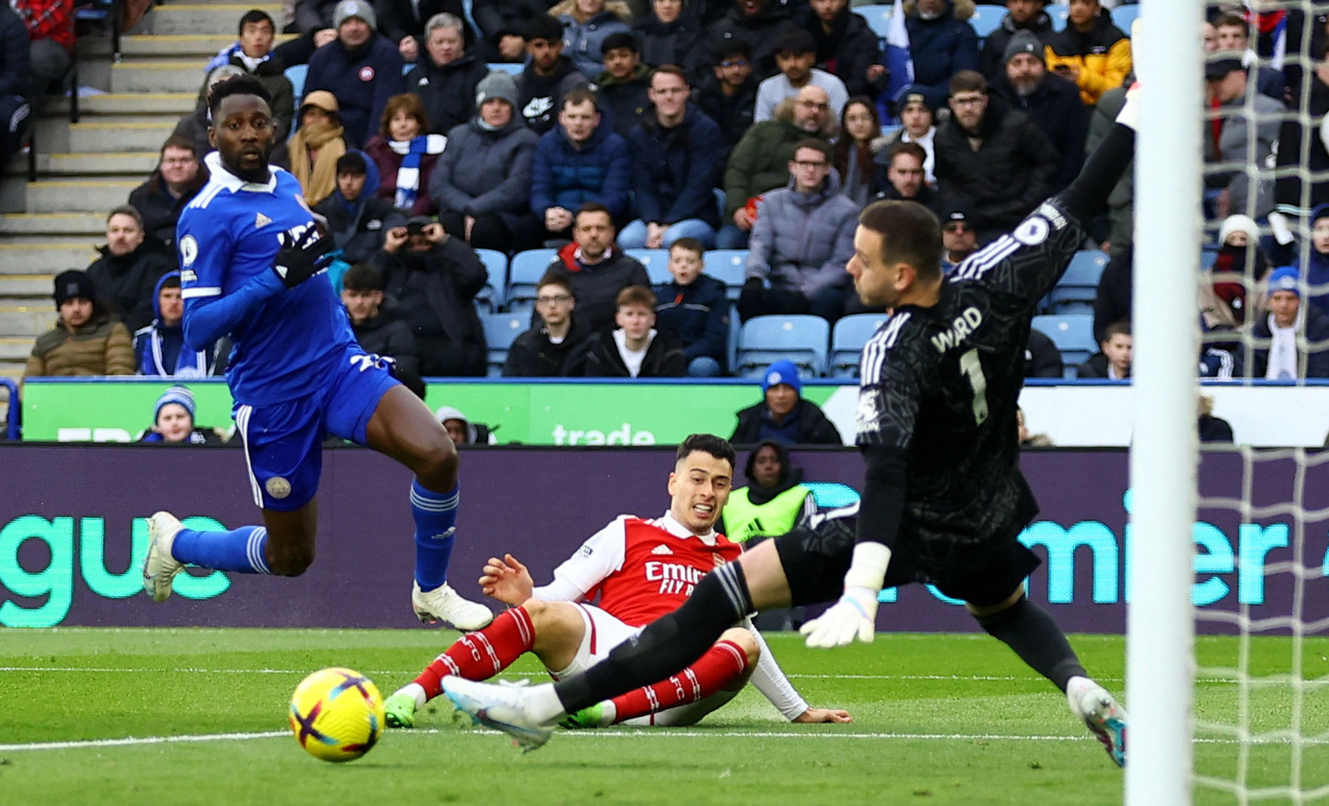 他出色的跑 他出色的跑